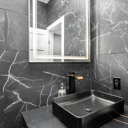 Modern & Spacious 1Br Haven Near Galleria Houston Exterior photo